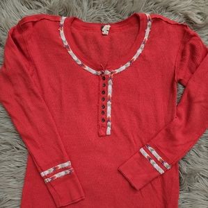 We the free size S top